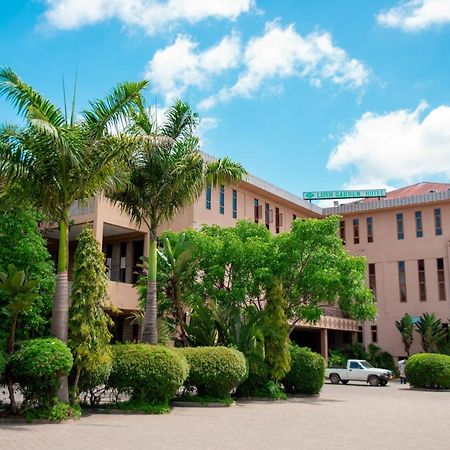 Lush Garden Hotel Arusha Exterior photo